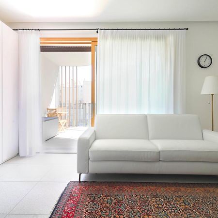 Luxury Apartment Con Terrazza, Palestra, Cowork & Box Privato Milan Exterior photo